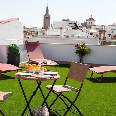 Isg Apartments Downtown Family Haven Free Parking Spot إشبيلية المظهر الخارجي الصورة