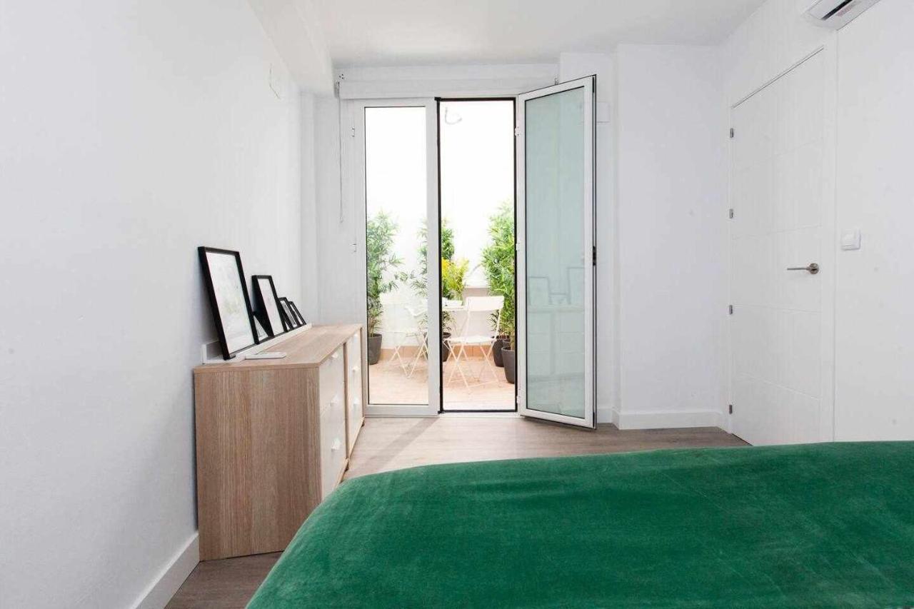Isg Apartments Downtown Family Haven Free Parking Spot إشبيلية المظهر الخارجي الصورة
