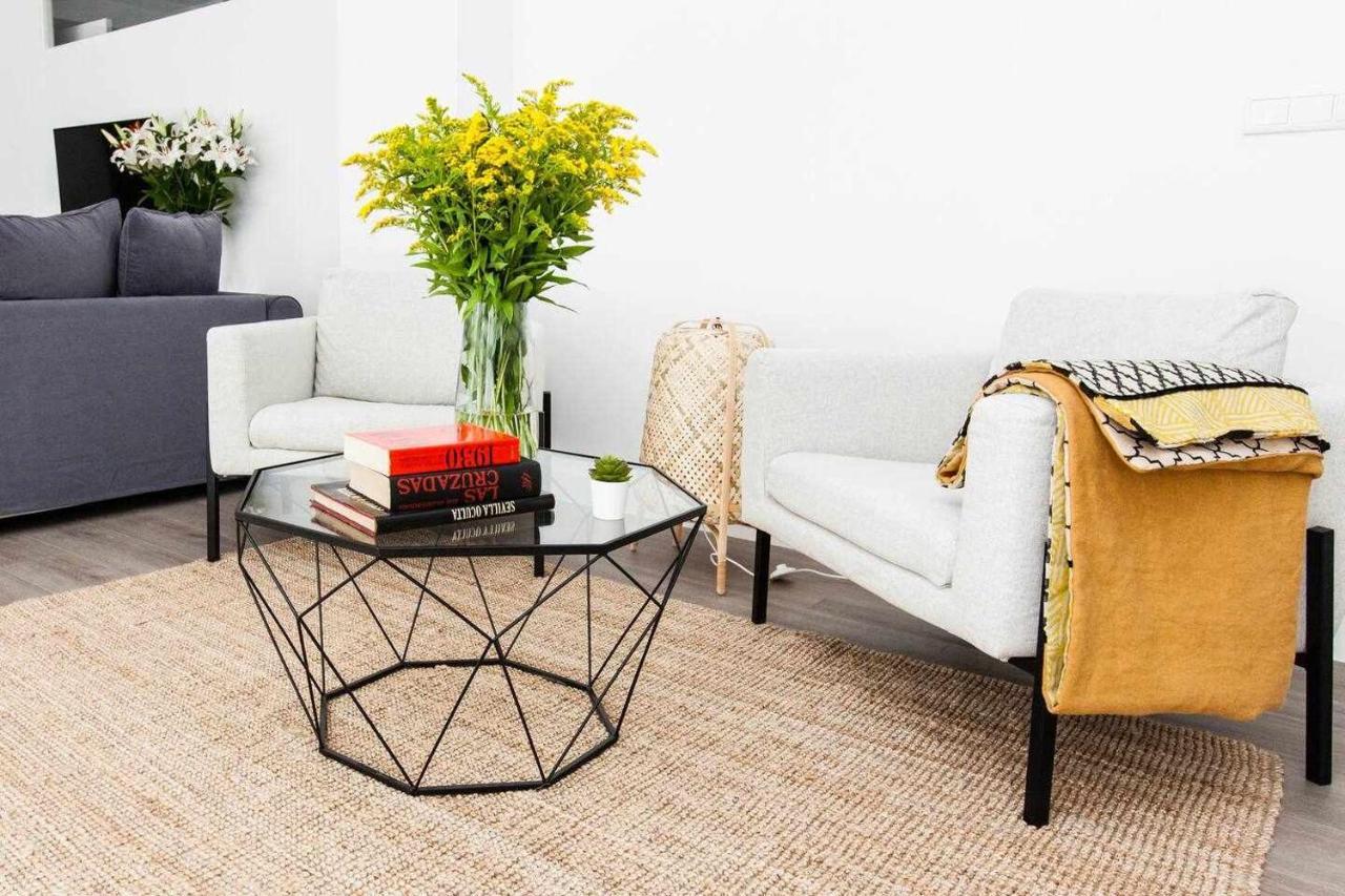 Isg Apartments Downtown Family Haven Free Parking Spot إشبيلية المظهر الخارجي الصورة