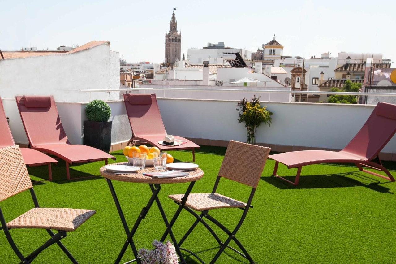 Isg Apartments Downtown Family Haven Free Parking Spot إشبيلية المظهر الخارجي الصورة