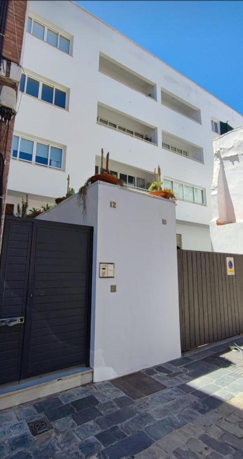 Isg Apartments Downtown Family Haven Free Parking Spot إشبيلية المظهر الخارجي الصورة